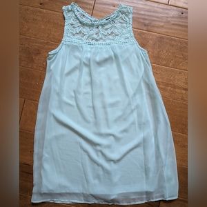 Sleeveless dress